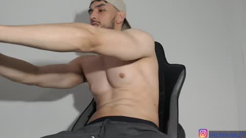 ivanhot279 online show from 12-13-24, 07:53