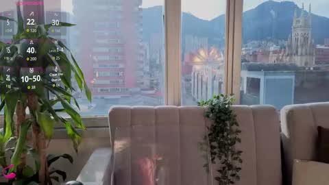 Snapshot of ivanna_west chatting on 10-06-25, 11:51 Ivanna West online show from 10-06-25, 11:51