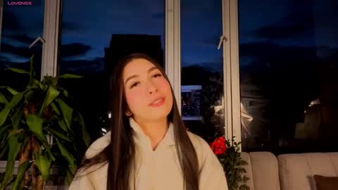 Snapshot of ivanna_west chatting on 10-10-25, 10:25 Ivanna West online show from 10-10-25, 10:25