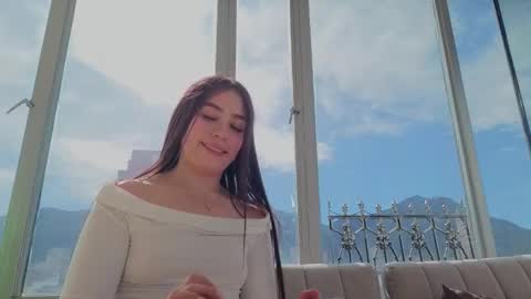 Snapshot of ivanna_west chatting on 10-13-25, 01:33 Ivanna West online show from 10-13-25, 01:33