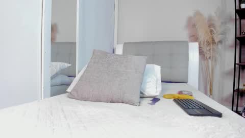 ivanna online show from 10-30-25, 04:47