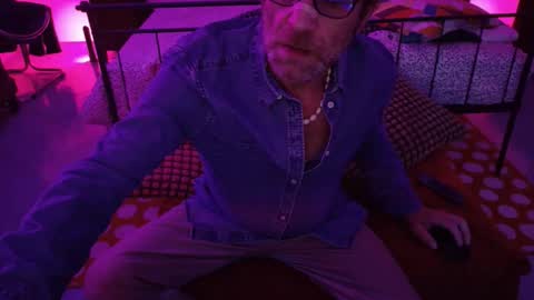 yves online show from 10-16-25, 11:44