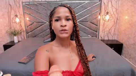 Ivis  online show from 02-24-25, 05:53