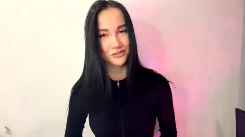 Snapshot of ivoryhochstine chatting on 12-04-25, 11:08 Nika online show from 12-04-25, 11:08