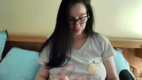 Ivory online show from 12-17-24, 03:49