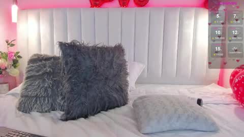 maria  online show from 02-16-25, 02:31