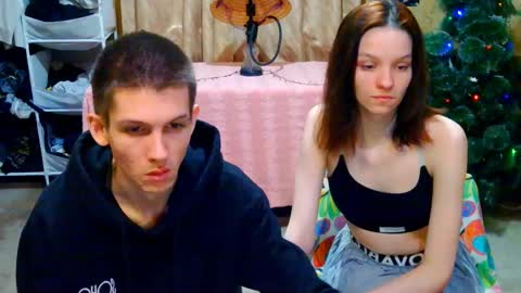 Snapshot of ivy__lester chatting on 12-11-24, 06:20 Ivy and Lester online show from 12-11-24, 06:20