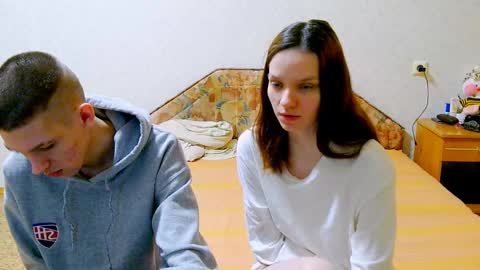 Snapshot of ivy__lester chatting on 03-12-25, 06:00 Ivy and Lester online show from 03-12-25, 06:00