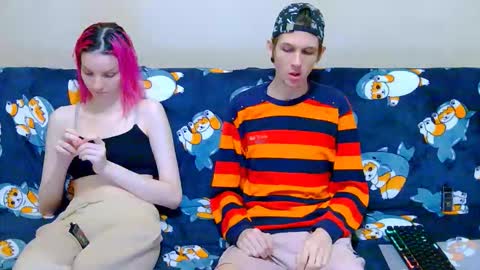 Snapshot of ivy__lester chatting on 09-27-25, 05:07 Ivy and Lester online show from 09-27-25, 05:07