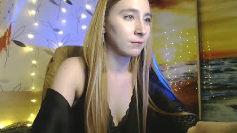 Snapshot of ivy_dean_ chatting on 02-12-25, 02:14 Ivy online show from 02-12-25, 02:14