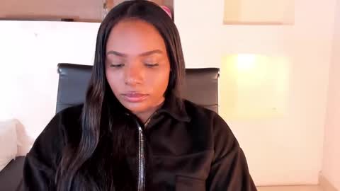 i v y  b l i s s online show from 01-05-25, 12:21