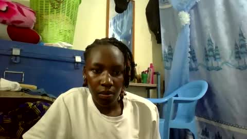 ivyk_ online show from 03-06-26, 10:45