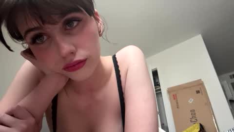 Snapshot of ivyrose67 chatting on 03-31-26, 09:26 ivyrose67 online show from 03-31-26, 09:26