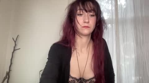Snapshot of ivyrosiex chatting on 01-14-26, 03:50 Ivy Rosie online show from 01-14-26, 03:50
