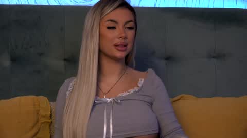  Ivy  online show from 01-29-25, 06:33