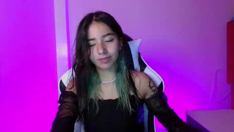 Ivy  online show from 02-06-26, 11:41