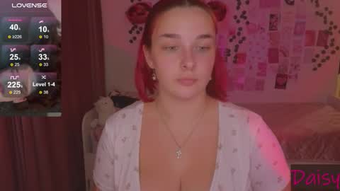 Snapshot of iwi_wi_wi chatting on 09-10-25, 07:47 Daisy online show from 09-10-25, 07:47