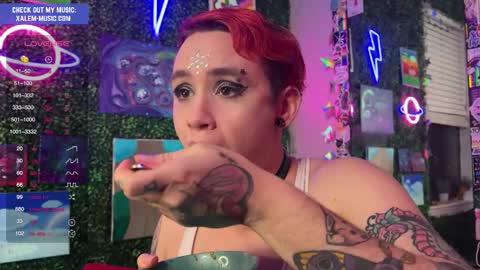 Snapshot of iwillbeyourmuse chatting on 12-13-24, 01:26 Muse hethey online show from 12-13-24, 01:26