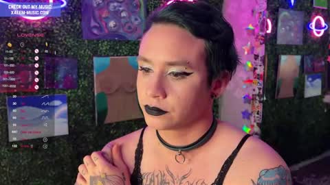 Snapshot of iwillbeyourmuse chatting on 01-17-25, 02:08 Muse hethey online show from 01-17-25, 02:08