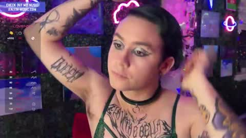 Snapshot of iwillbeyourmuse chatting on 01-28-25, 12:26 Muse hethey online show from 01-28-25, 12:26