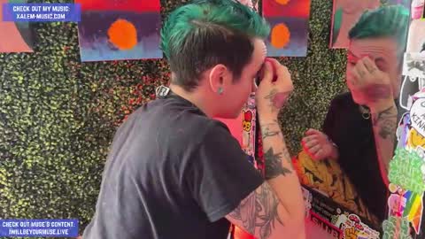 Snapshot of iwillbeyourmuse chatting on 09-15-25, 07:03 Muse hethey online show from 09-15-25, 07:03