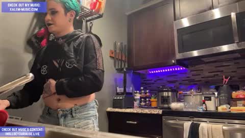 Muse hethey online show from 02-05-26, 12:26