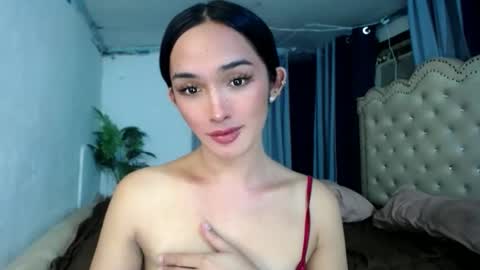 iwillcum4u_ online show from 12-17-25, 01:06