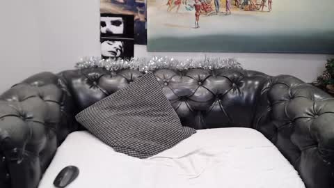 Maxim online show from 12-13-24, 03:38