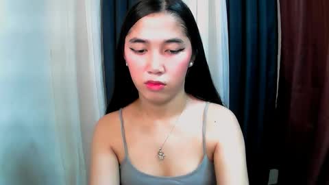 UR LOVELY IYANNA online show from 11-08-25, 04:23