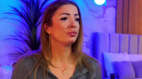 izabelle_02 online show from 12-23-25, 06:33