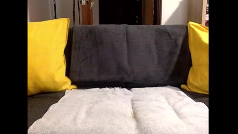 izzy53220 online show from 11-19-25, 08:47