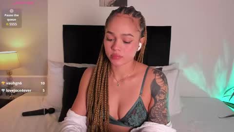 Izzy vega  online show from 03-06-25, 01:58