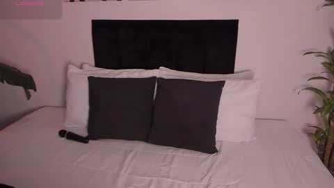 Izzy vega  online show from 10-14-25, 11:49