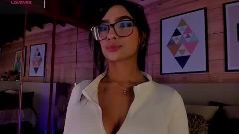 Snapshot of izzywild1 chatting on 09-26-25, 10:41 izzywild1 online show from 09-26-25, 10:41