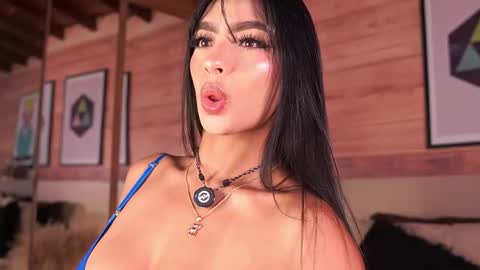 Snapshot of izzywild1 chatting on 11-12-25, 11:54 izzywild1 online show from 11-12-25, 11:54