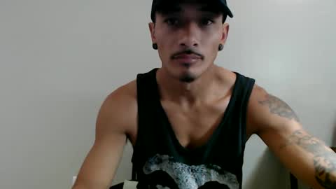 Snapshot of j0nnyk1ng chatting on 12-16-25, 02:05 Mugen online show from 12-16-25, 02:05