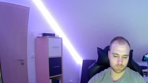 here4y online show from 01-27-25, 07:13