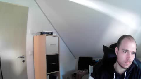 here4y online show from 02-02-25, 12:02