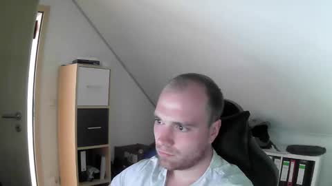 here4y online show from 09-30-25, 02:11