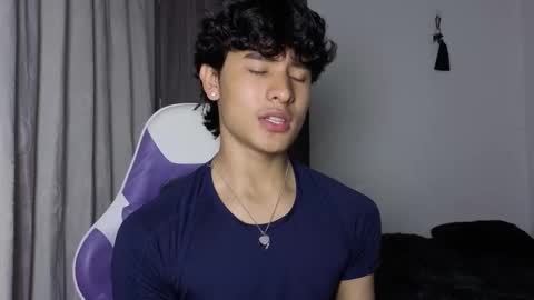 Noah online show from 12-16-25, 02:33