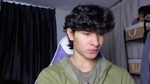 Snapshot of j_u_p_i_t_e_r chatting on 01-14-26, 02:23 Noah online show from 01-14-26, 02:23