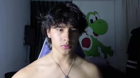 Snapshot of j_u_p_i_t_e_r chatting on 02-22-26, 12:01 Noah online show from 02-22-26, 12:01