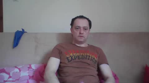 Snapshot of ja424387 chatting on 02-10-26, 09:35 Tomek online show from 02-10-26, 09:35