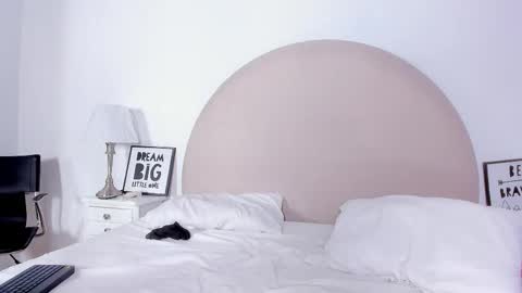 Snapshot of jaccob_18 chatting on 02-20-26, 01:00 jaccob online show from 02-20-26, 01:00