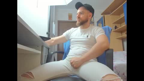 Jace online show from 10-13-25, 02:44