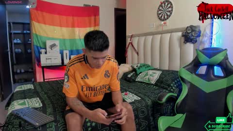 Snapshot of jack_castell chatting on 09-14-25, 10:58 JACK CASTELL online show from 09-14-25, 10:58