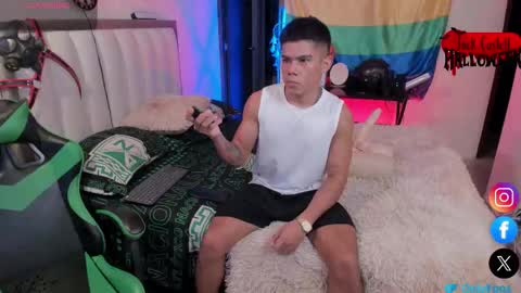 Snapshot of jack_castell chatting on 09-21-25, 11:12 JACK CASTELL online show from 09-21-25, 11:12