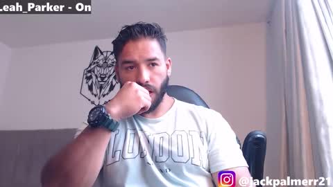 Snapshot of jack_master_muscle chatting on 01-11-26, 07:52 jack and leah online show from 01-11-26, 07:52