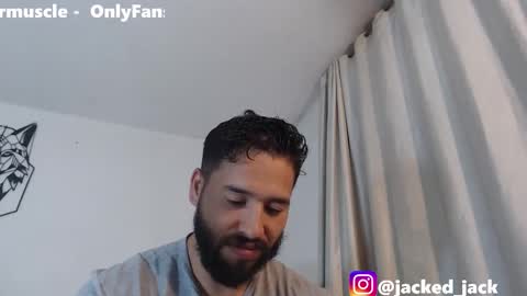 Snapshot of jack_master_muscle chatting on 02-01-26, 11:36 jack and leah online show from 02-01-26, 11:36