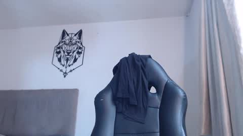 Snapshot of jack_master_muscle chatting on 02-14-26, 09:11 jack and leah online show from 02-14-26, 09:11